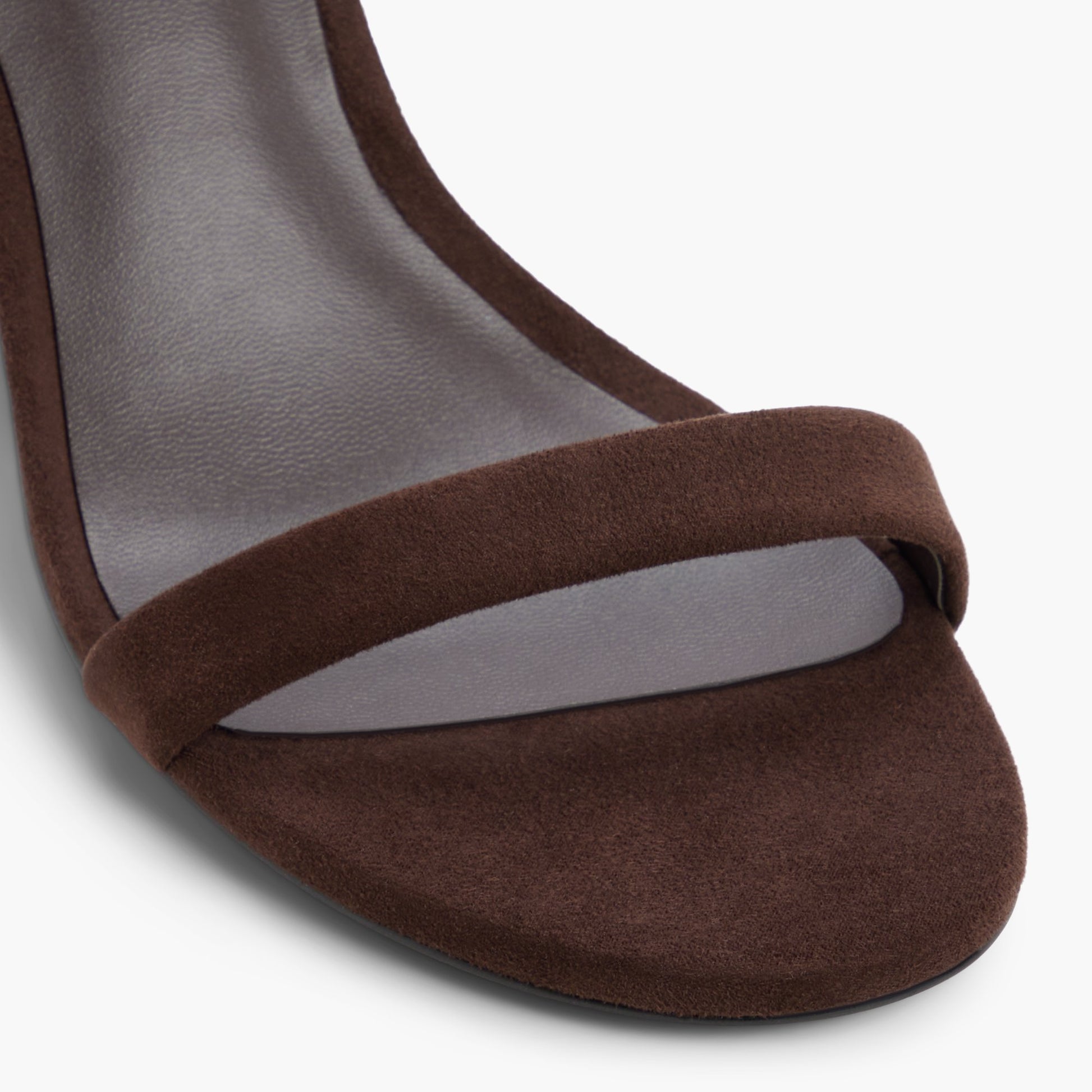 Close-up of the Dark brown Elianaa Mid heel sandals
