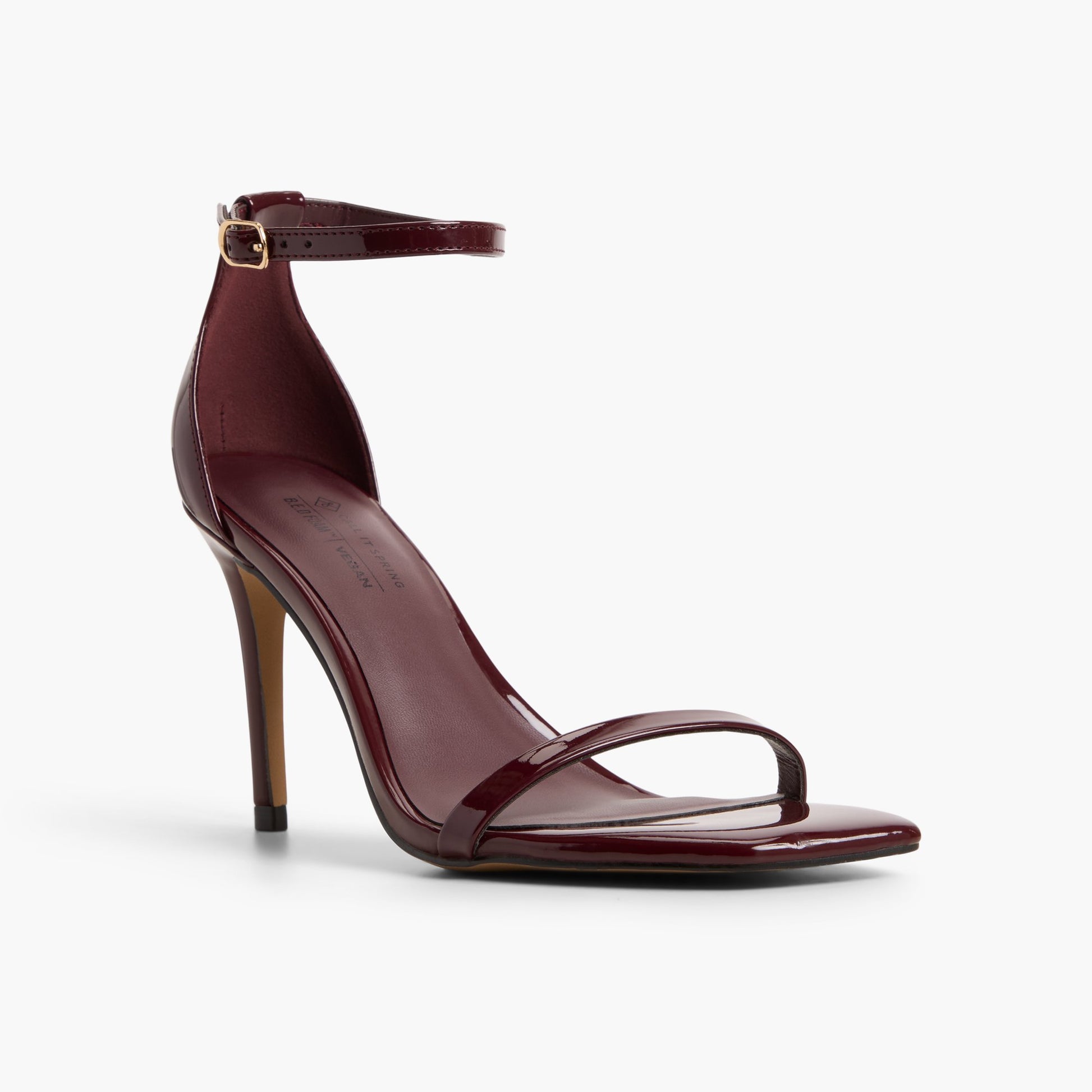 Three-quarter angle of Bordo Leyyla 's front side