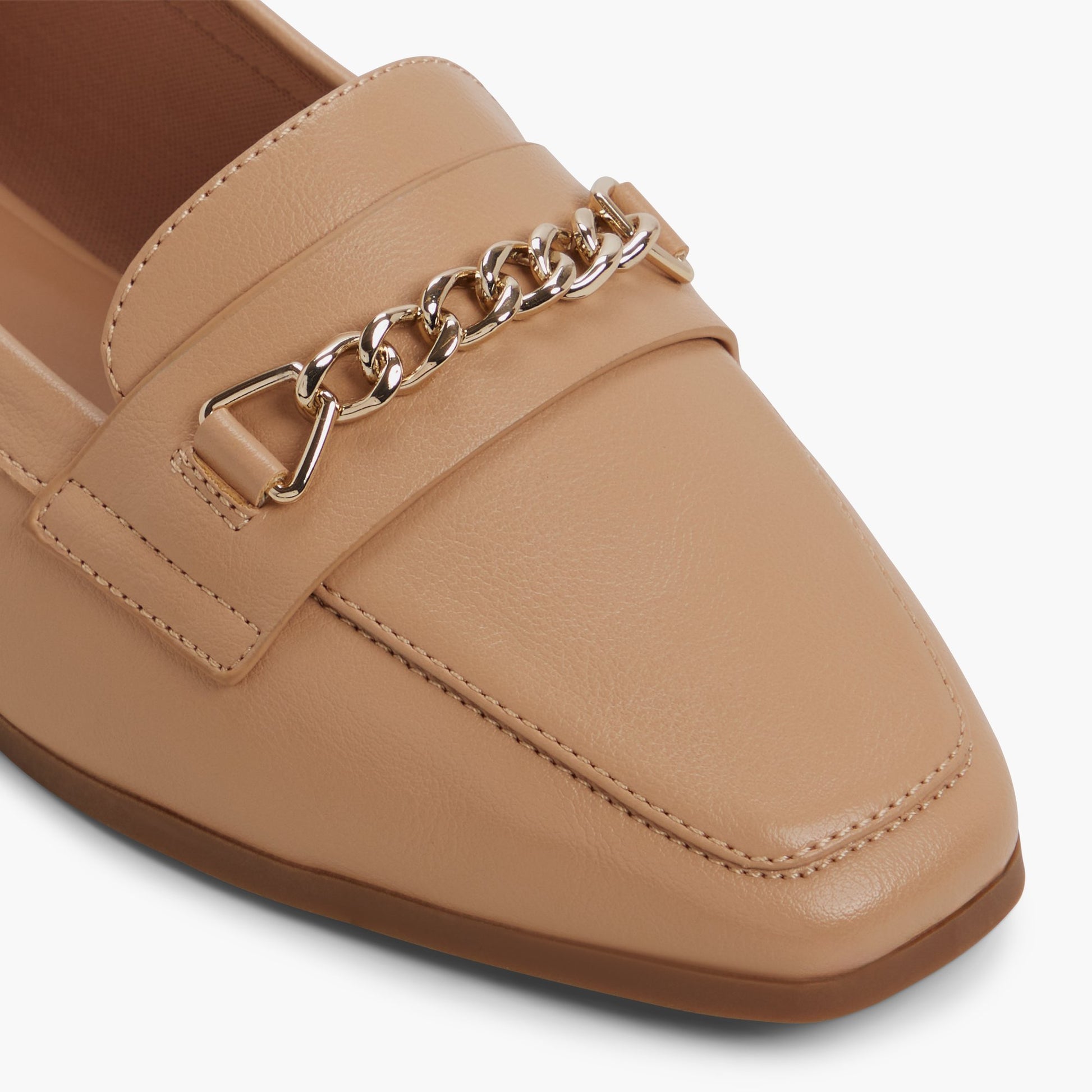 Test FR:Close-up of the Beige Moyen Paxie Flâneurs