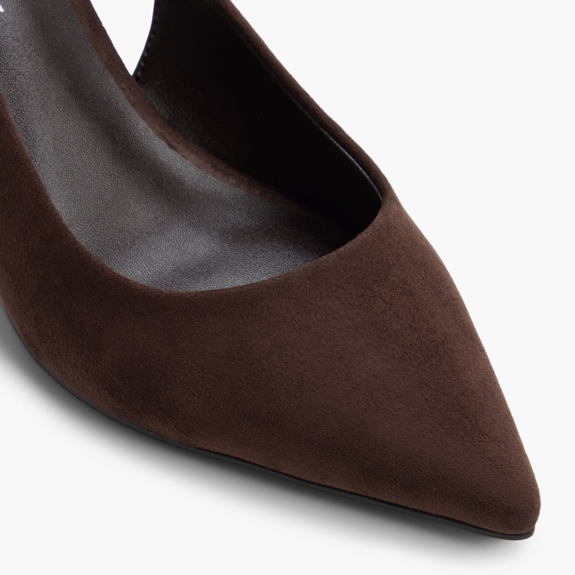 Test FR:Close-up of the Marron Foncé Evelyynn Talons à bride arrière