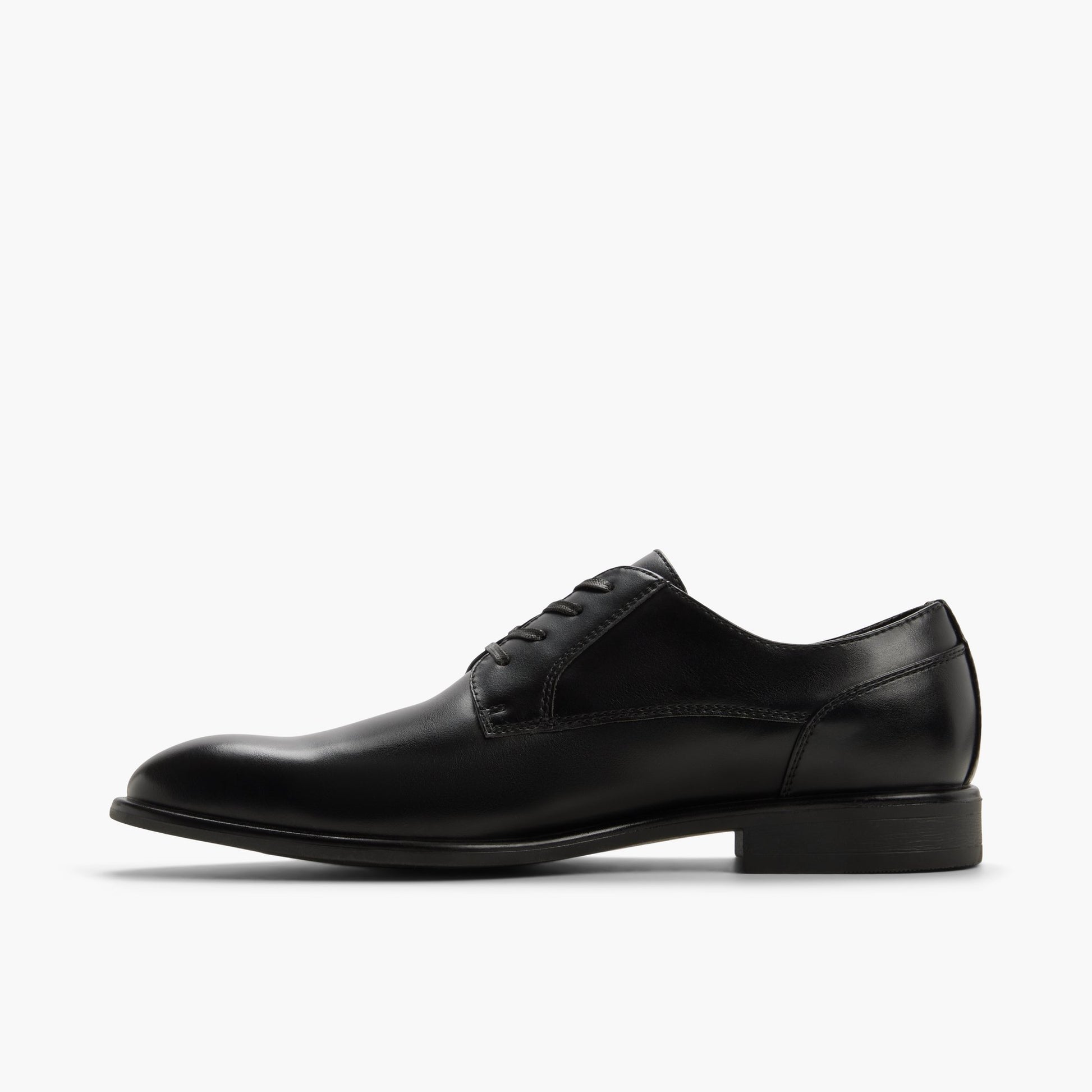 Test FR:Side view of Noir Burnham Chaussures derby