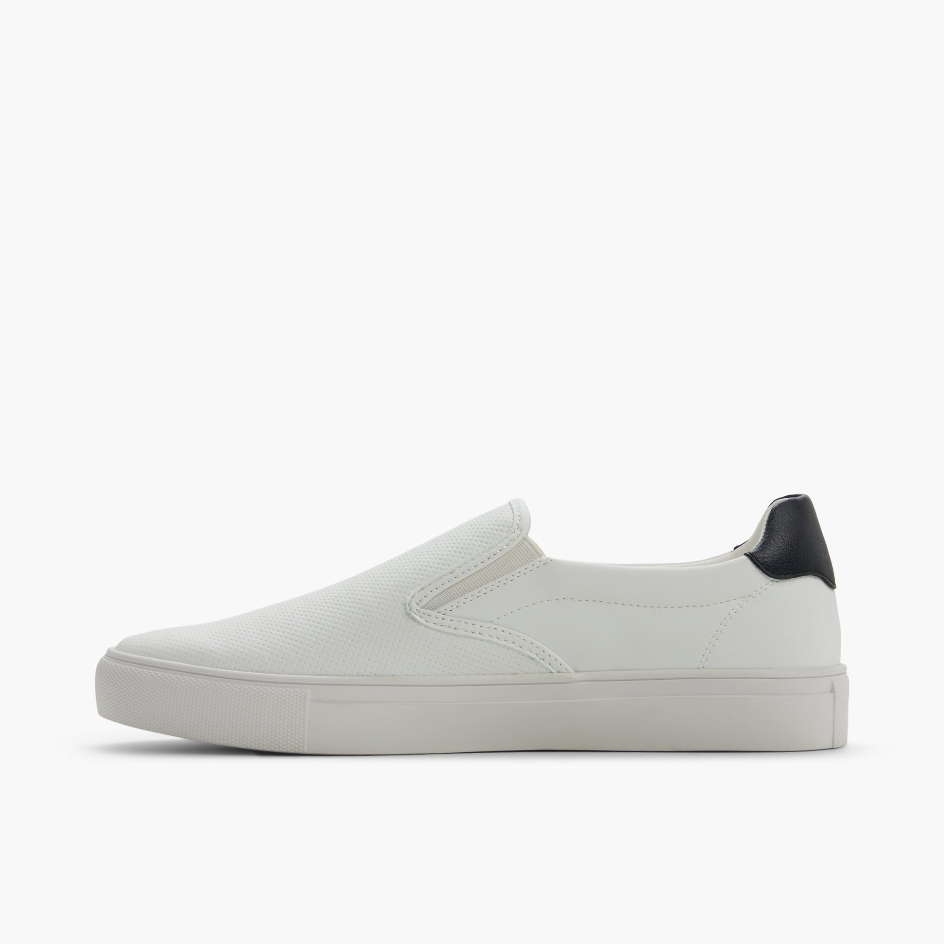 Test FR:Side view of Blanc Culver Chaussures à enfiler