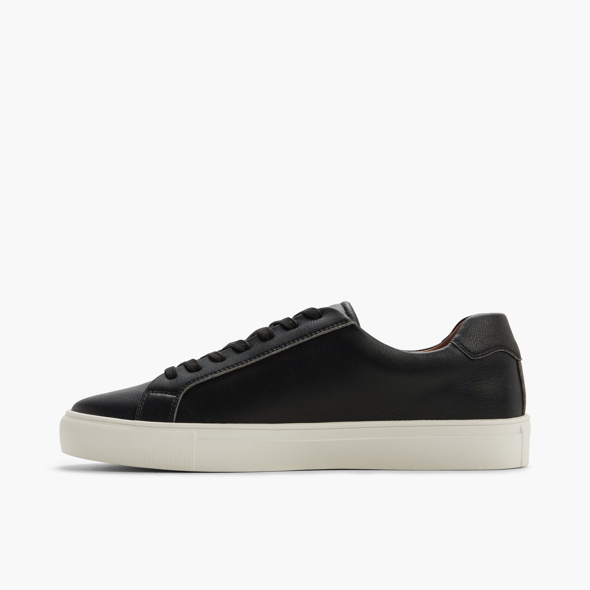 Side view of Black Trabuco