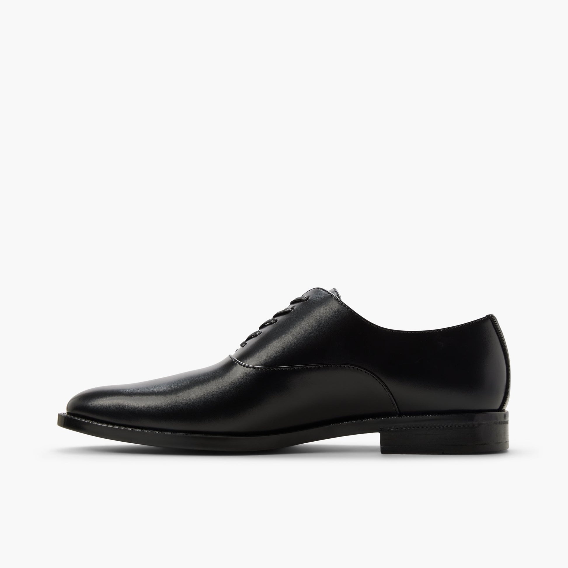 Test FR:Side view of Noir Caraway Chaussures oxford