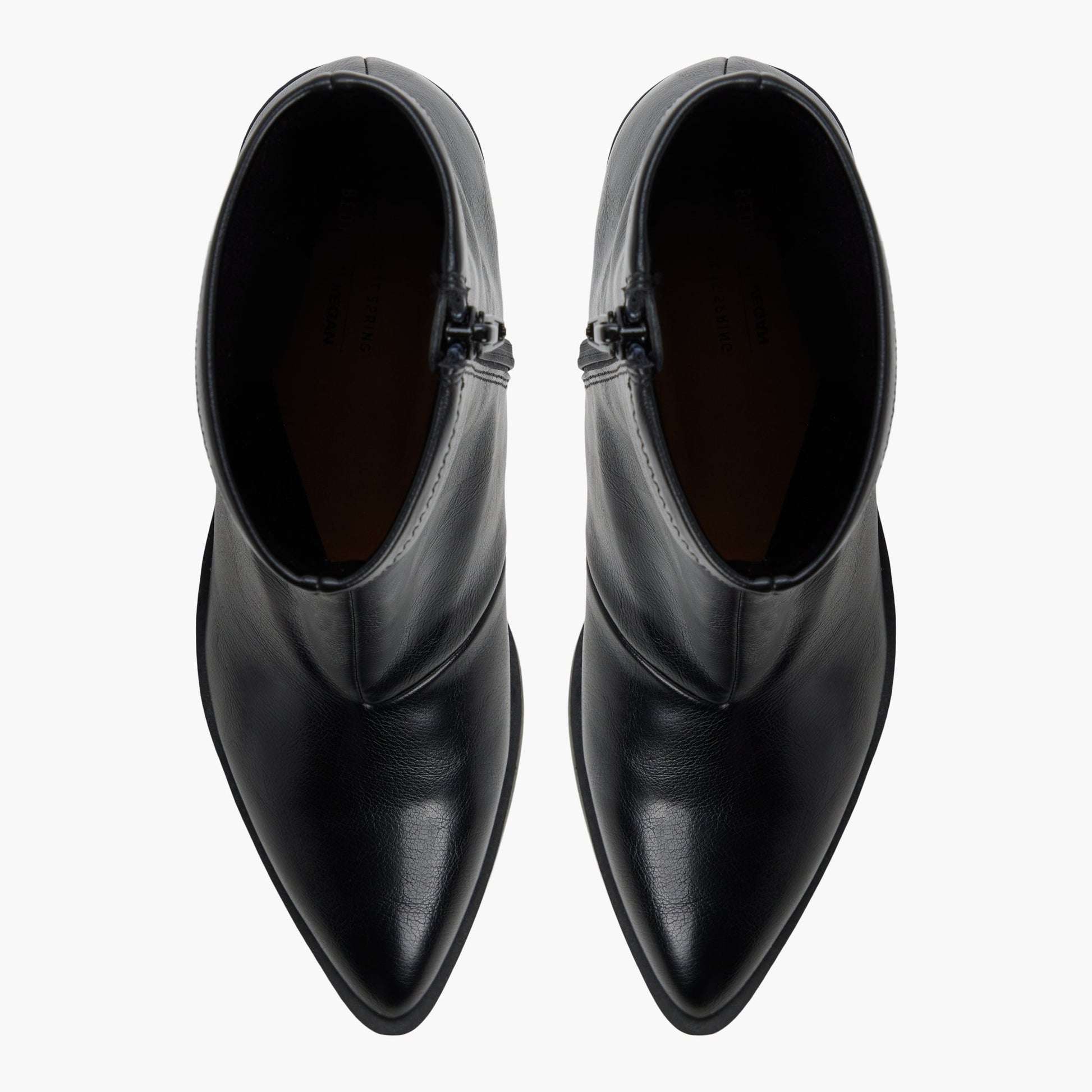 Top-down view of the Black Tiffani