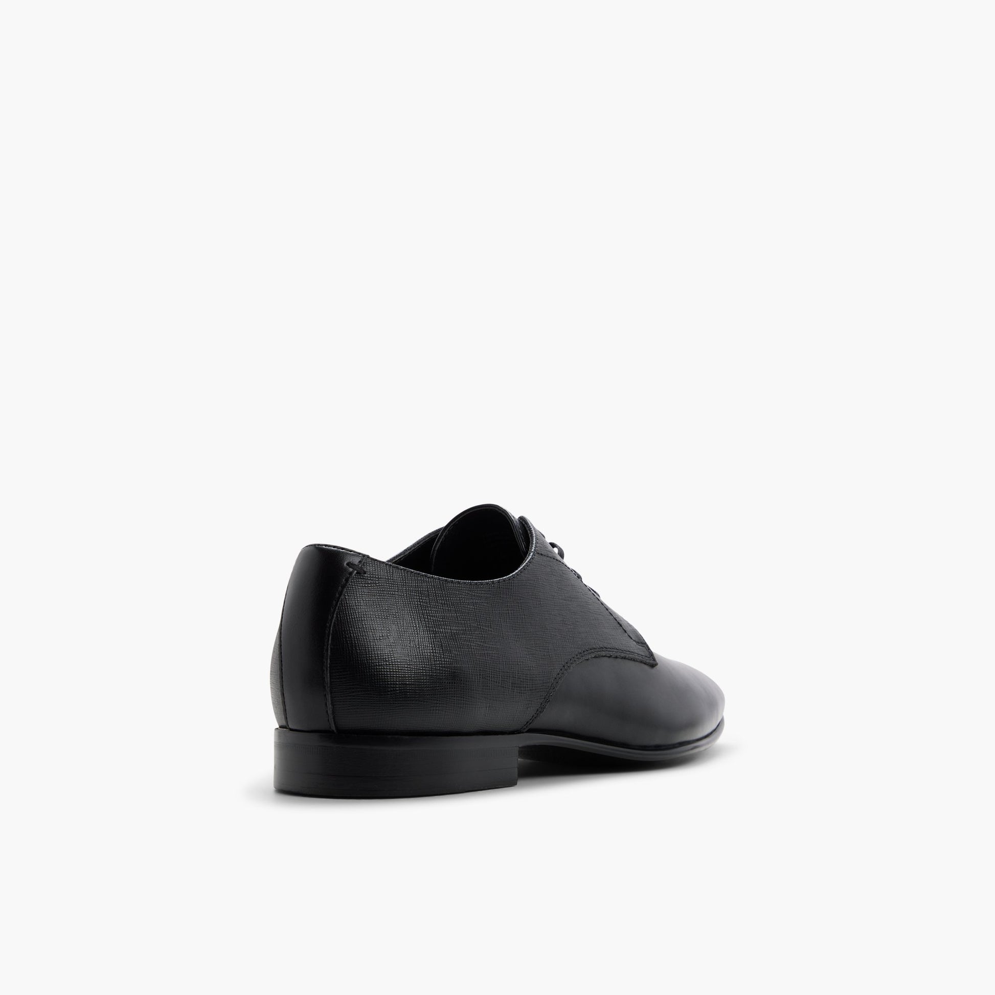 Test FR:Three-quarter angle of Noir Dartmouth Chaussures derby's back side