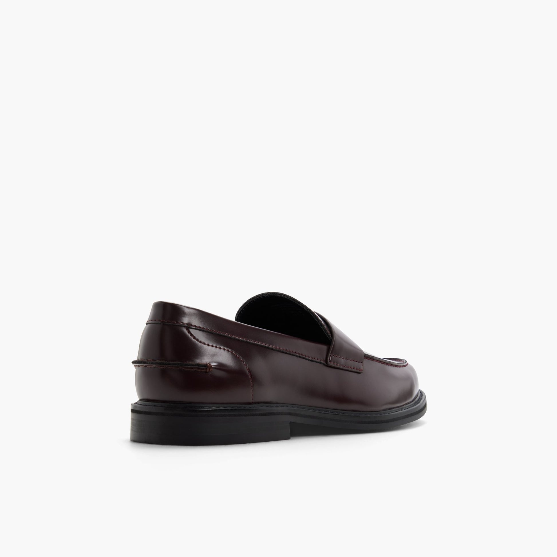 Three-quarter angle of Bordo Westlake Loafers's back side