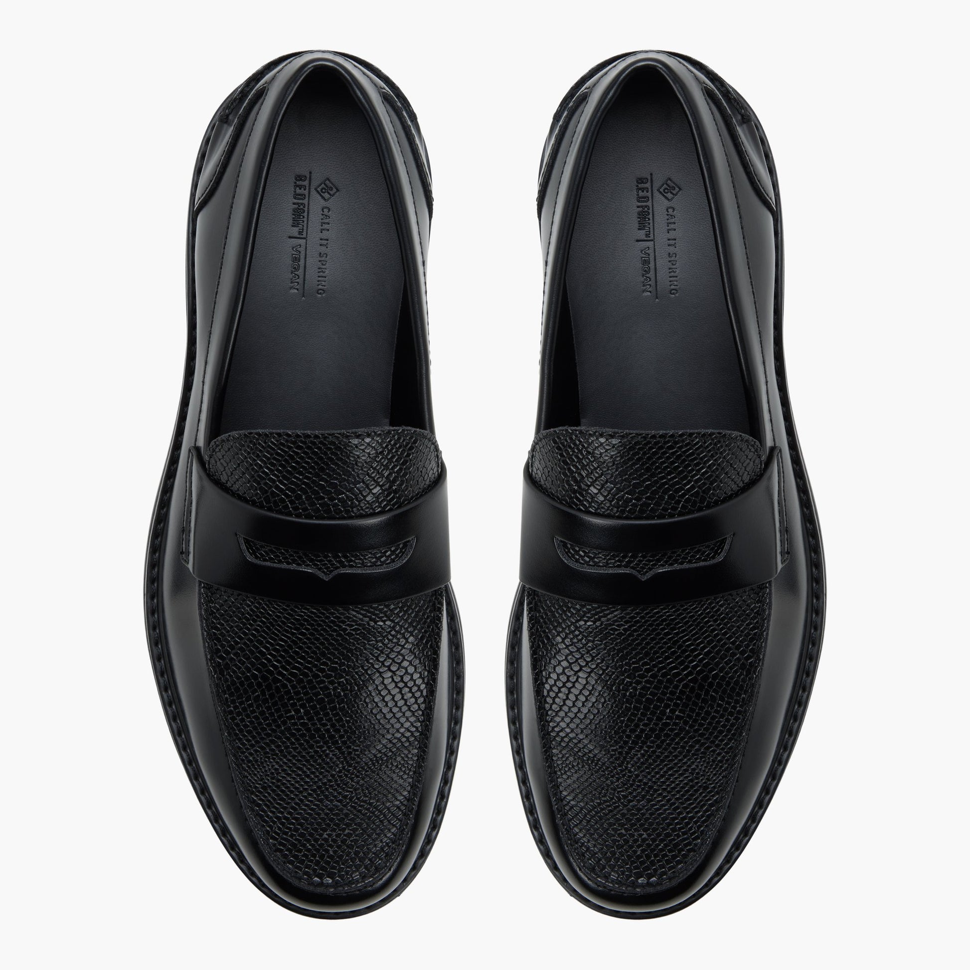 Test FR:Top-down view of the Autre Noir Westlake Flâneurs