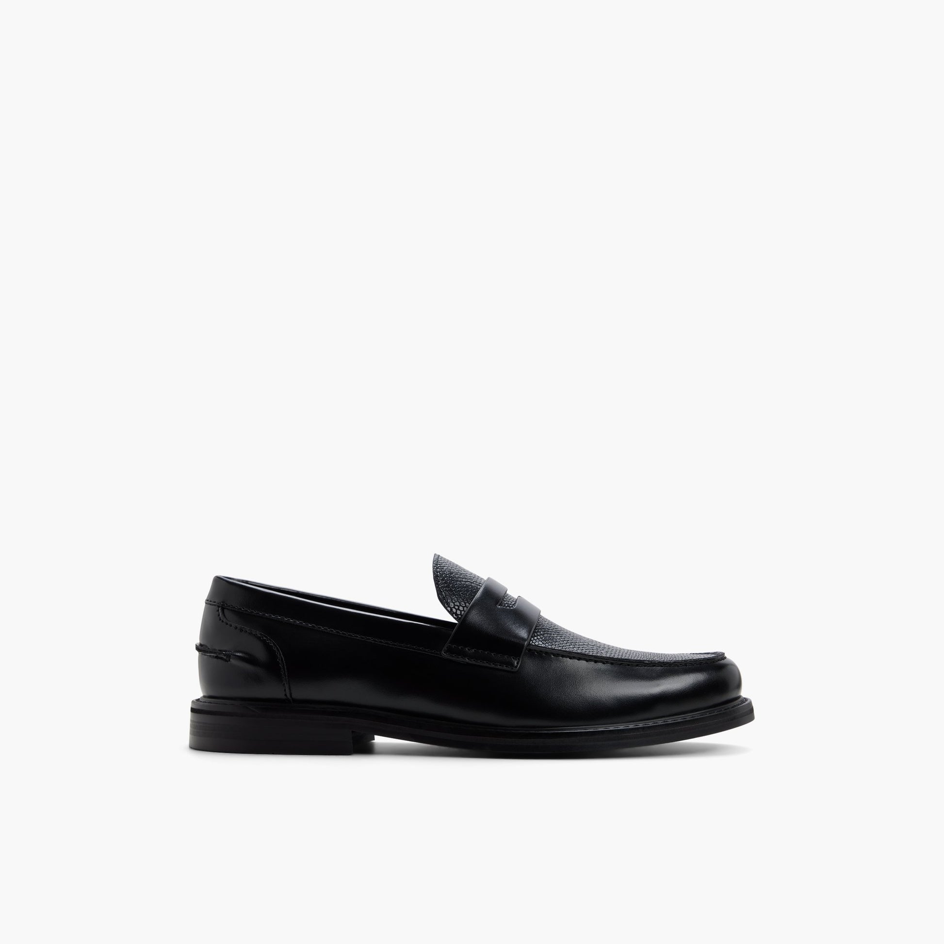 Test FR:Main View of Autre Noir Westlake Flâneurs for Hommes
