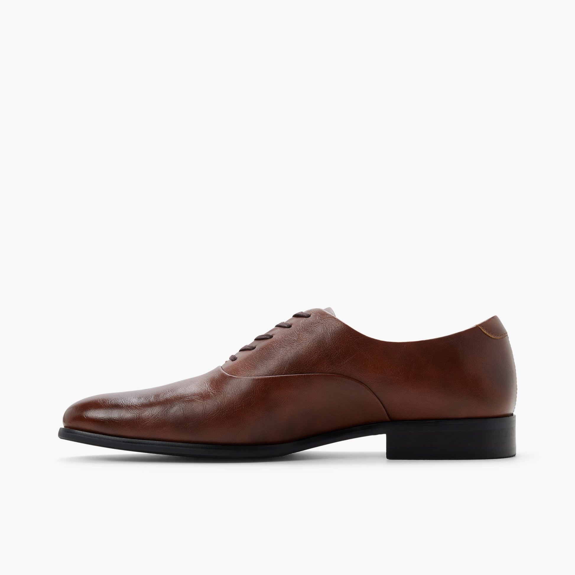 Side view of Cognac Singleton_h