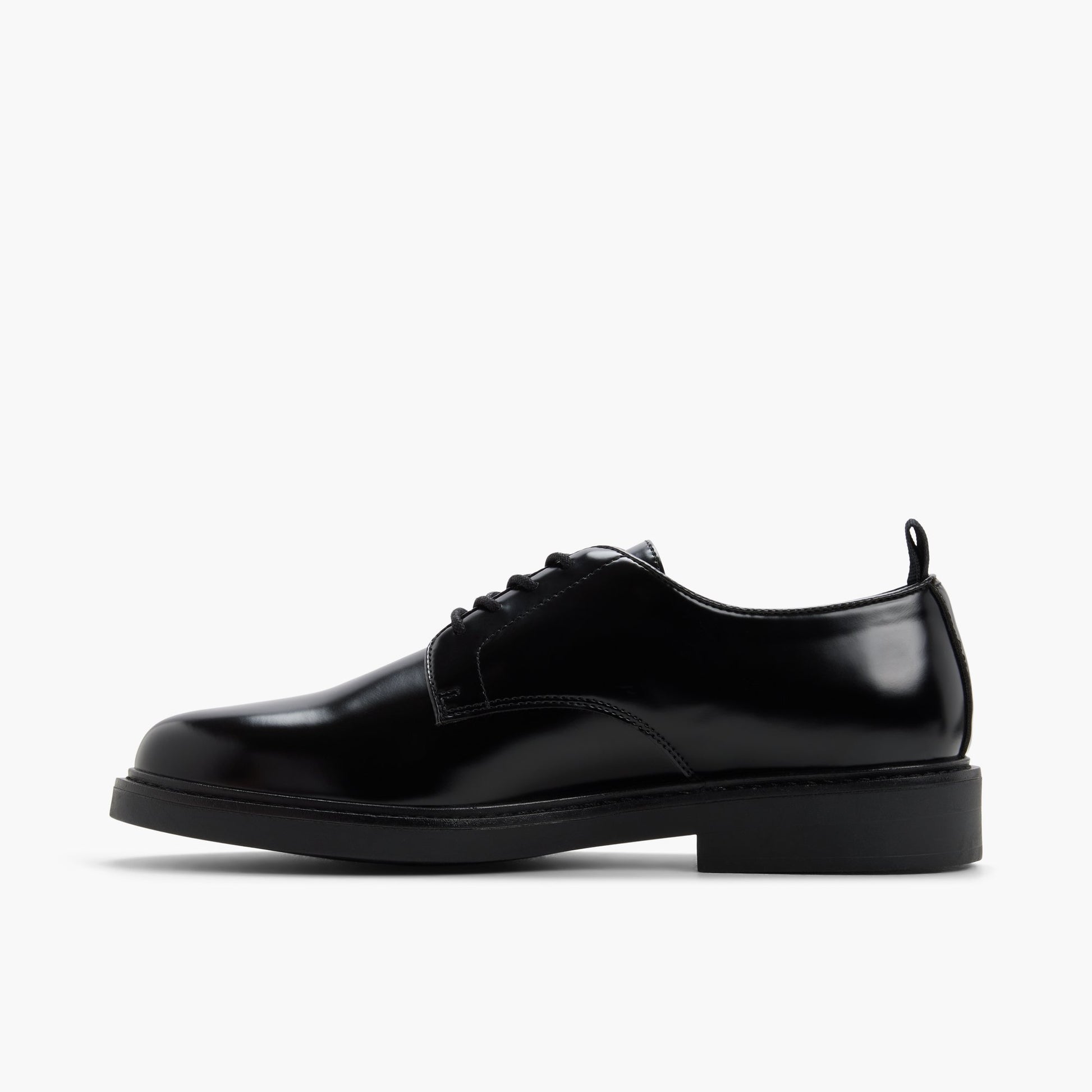 Test FR:Side view of Noir Alvarado Chaussures derby