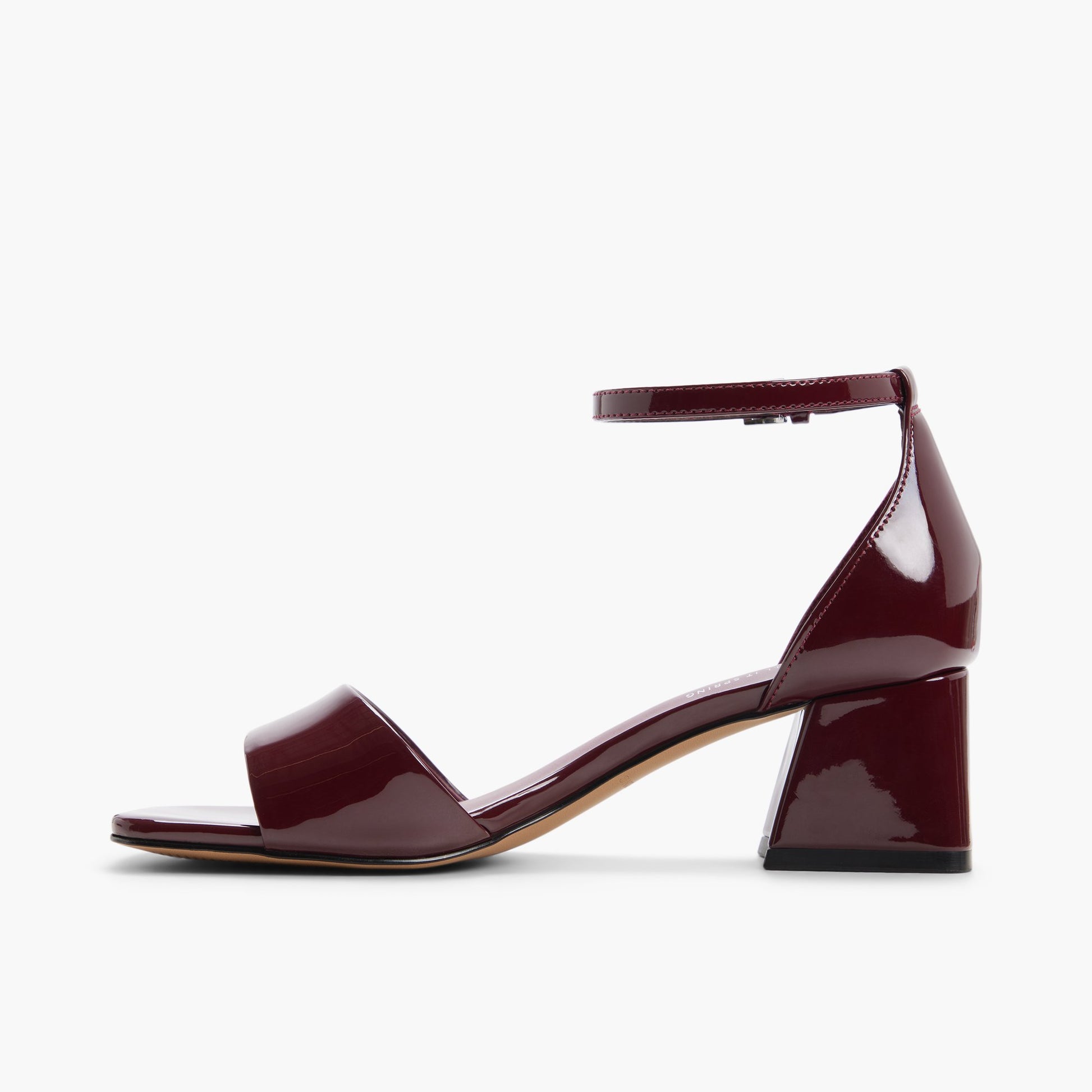 Side view of Bordo Vicki