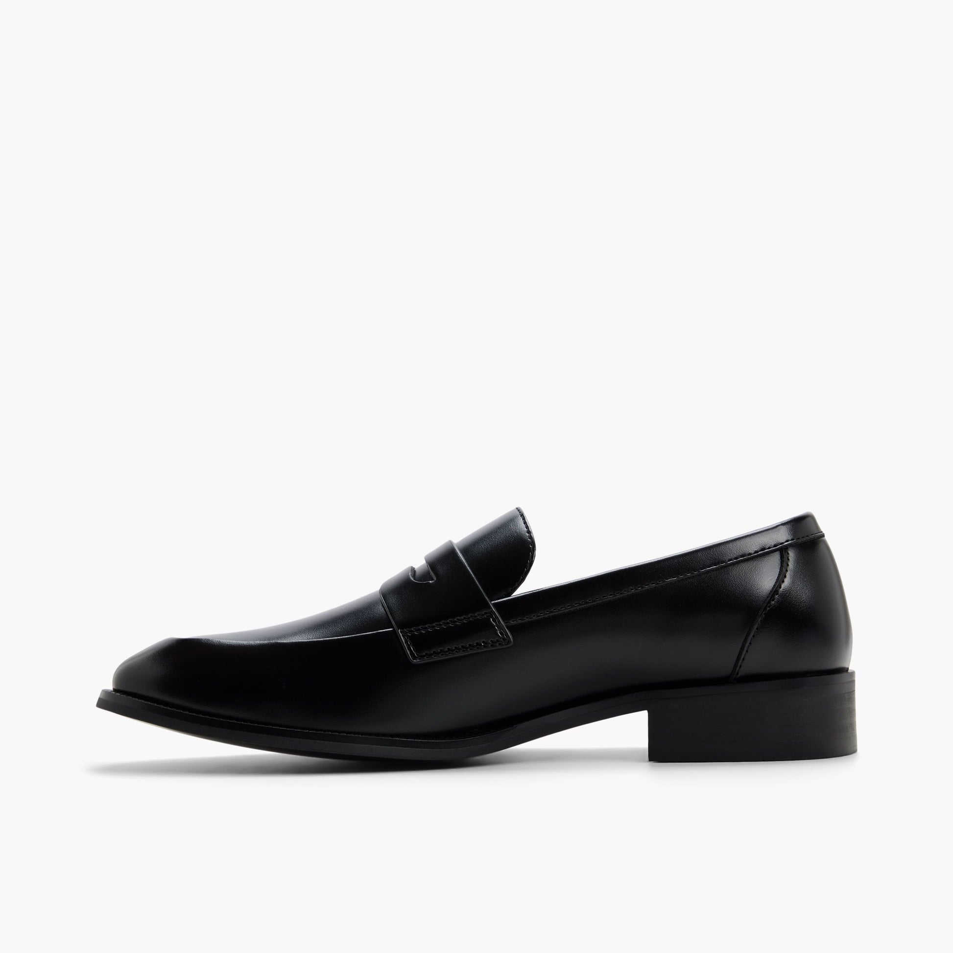 Test FR:Side view of Noir Thorpe Flâneurs