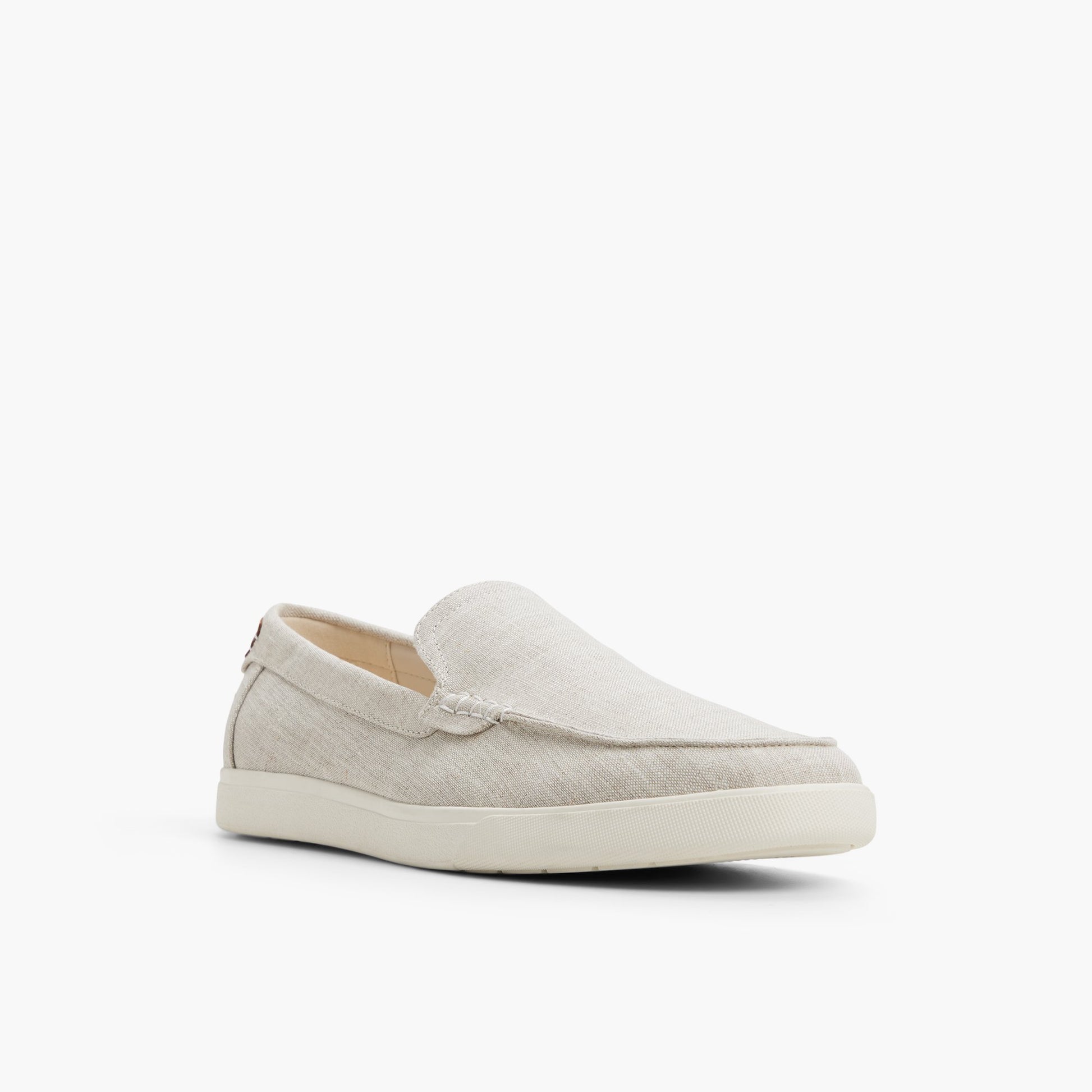 Three-quarter angle of Offwhite Casabolt Loafers's front side