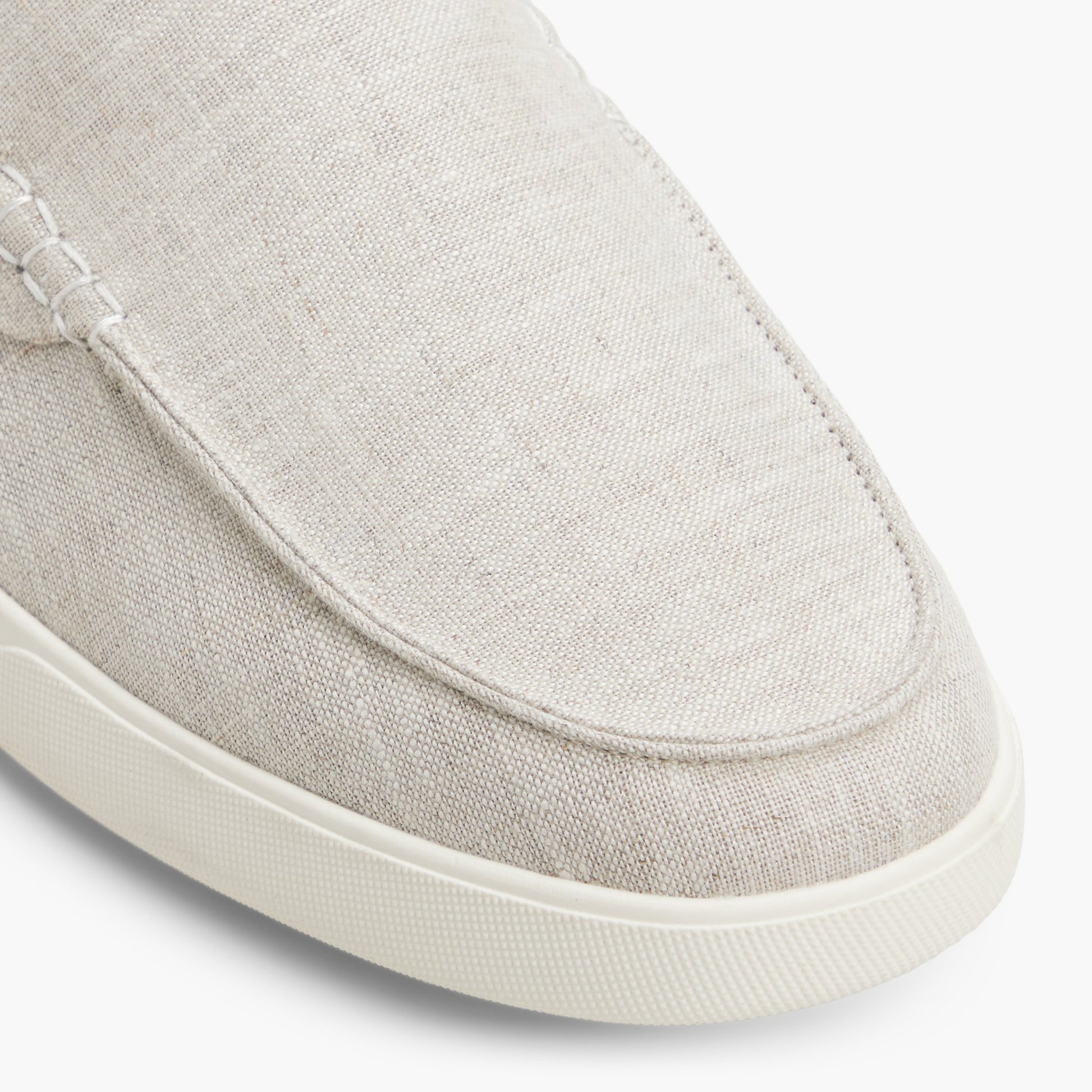 Close-up of the Offwhite Casabolt Loafers