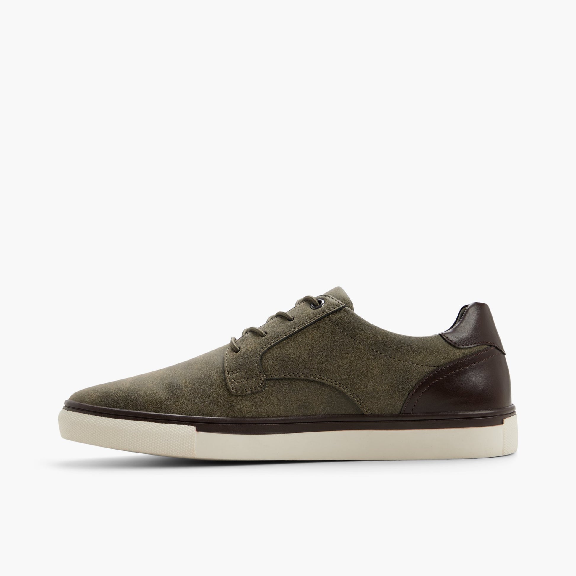 Vue latérale de Khaki Duster