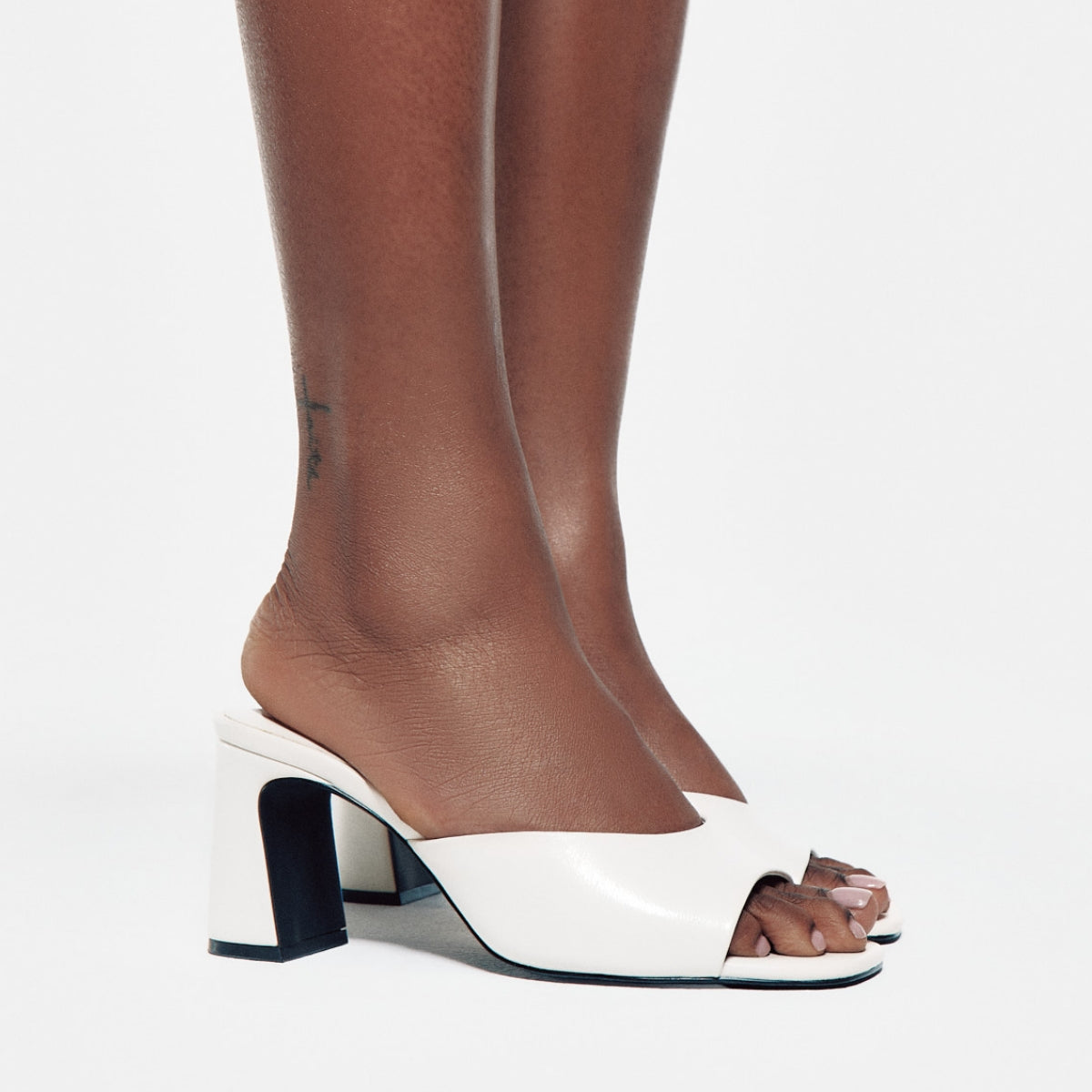 Product media for Anneli