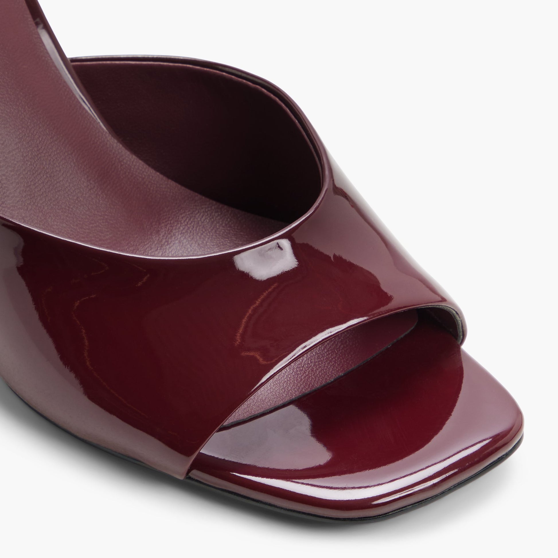 Close-up of the Bordo Anneli Heeled Mule Sandals