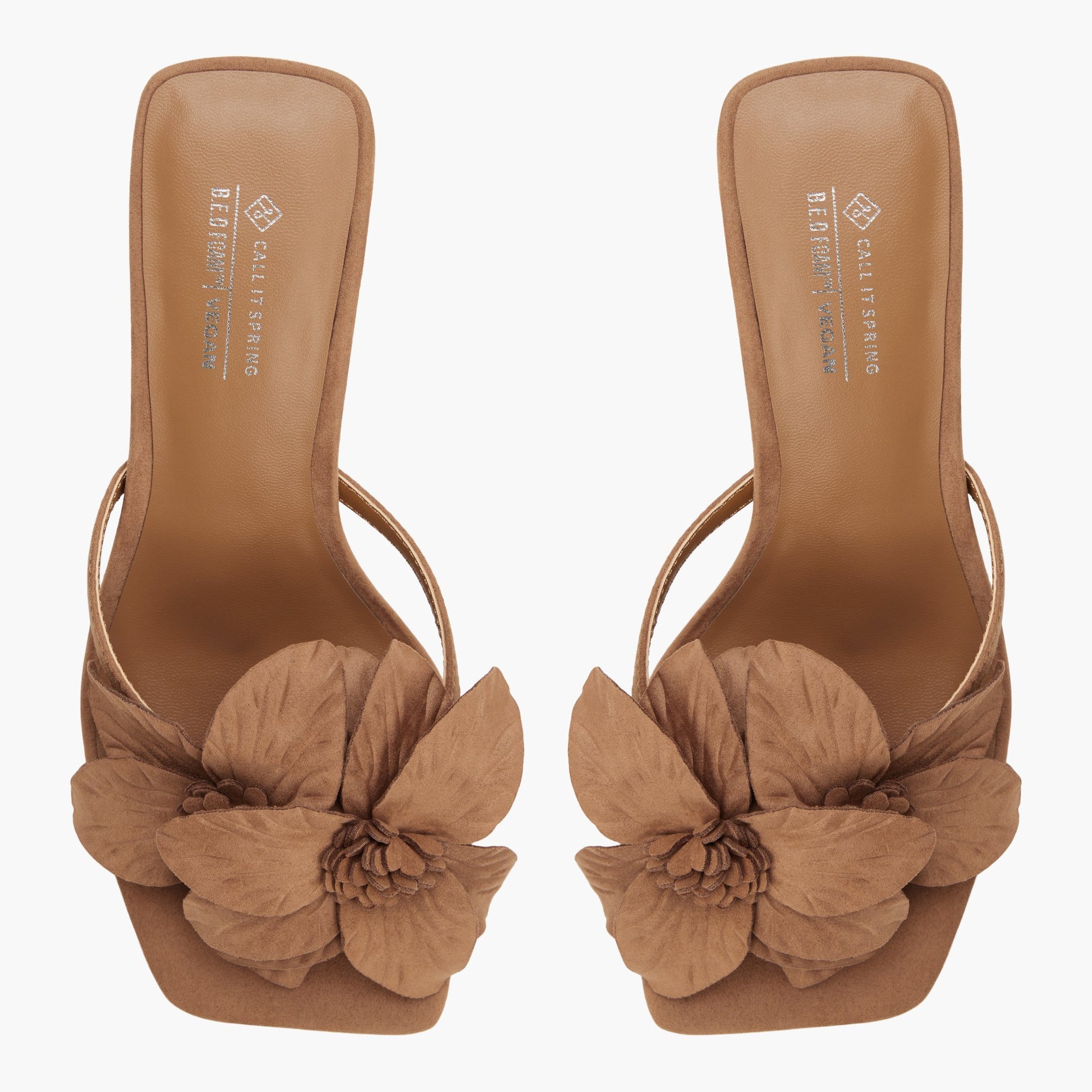 Vue de dessus de la Moyen beige Mariposaa Sandales tongs à talons chatons