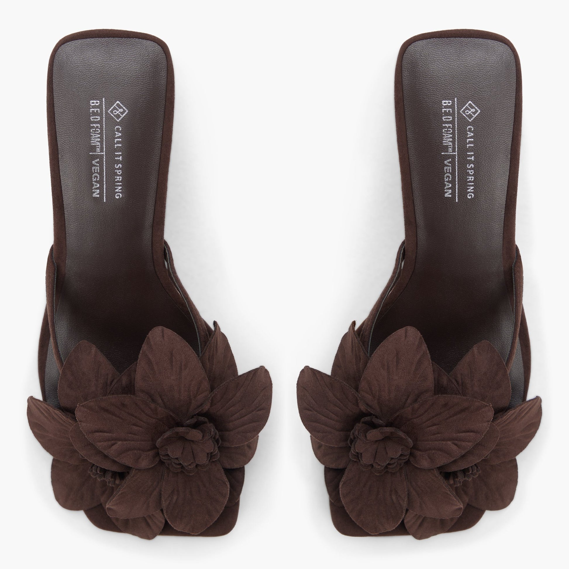 Vue de dessus de la Brun foncé Mariposaa Sandales tongs à talons chatons