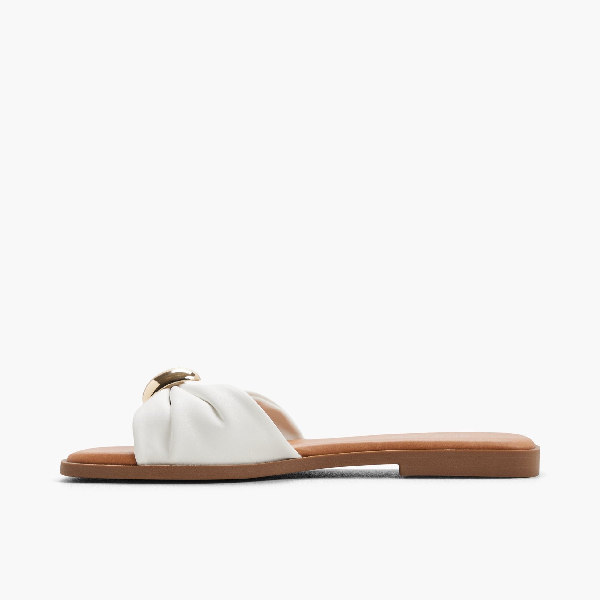Vue latérale de Blanc Cammiee Claquettes
