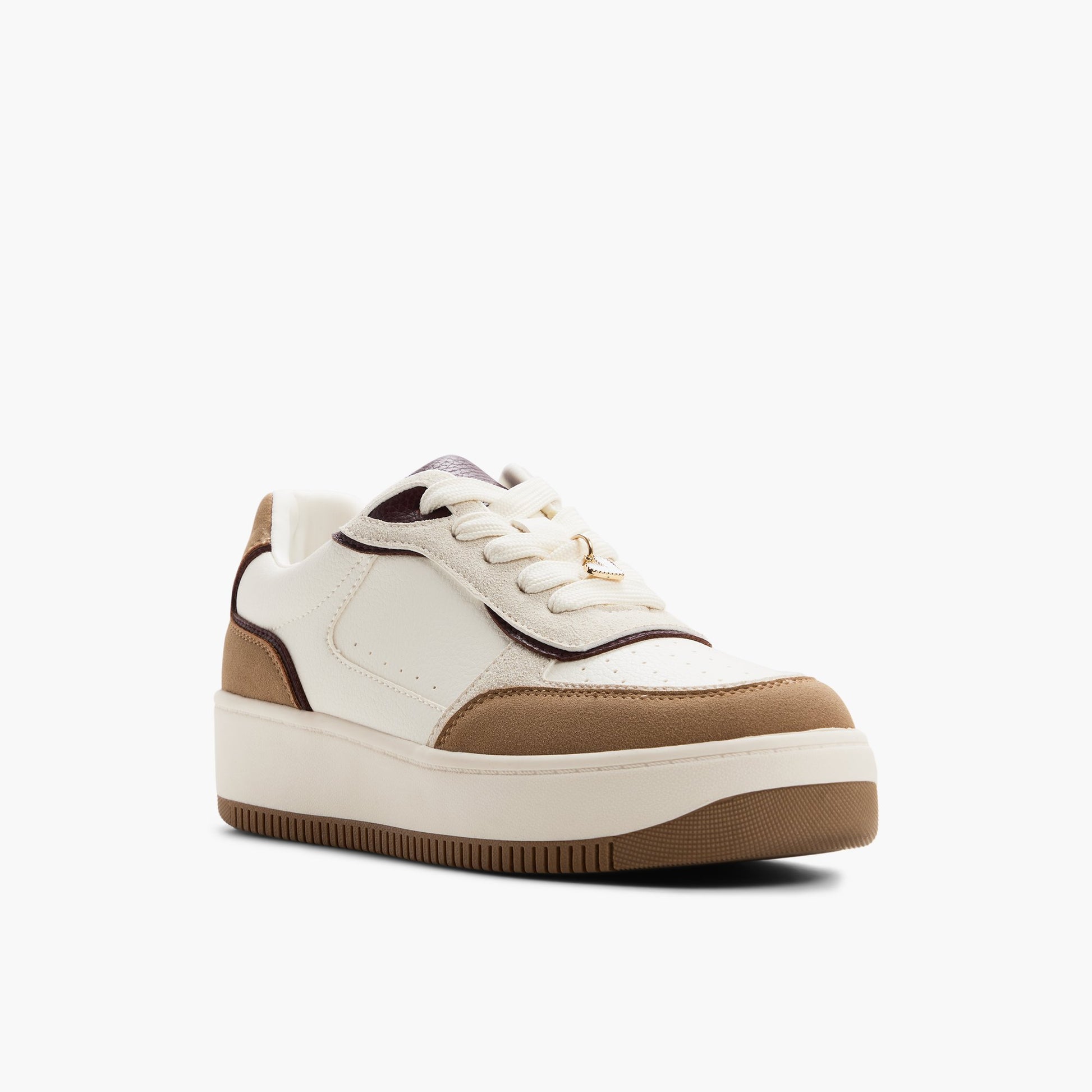 Test FR:Three-quarter angle of Beige multicolore Freshy Sneakers's front side