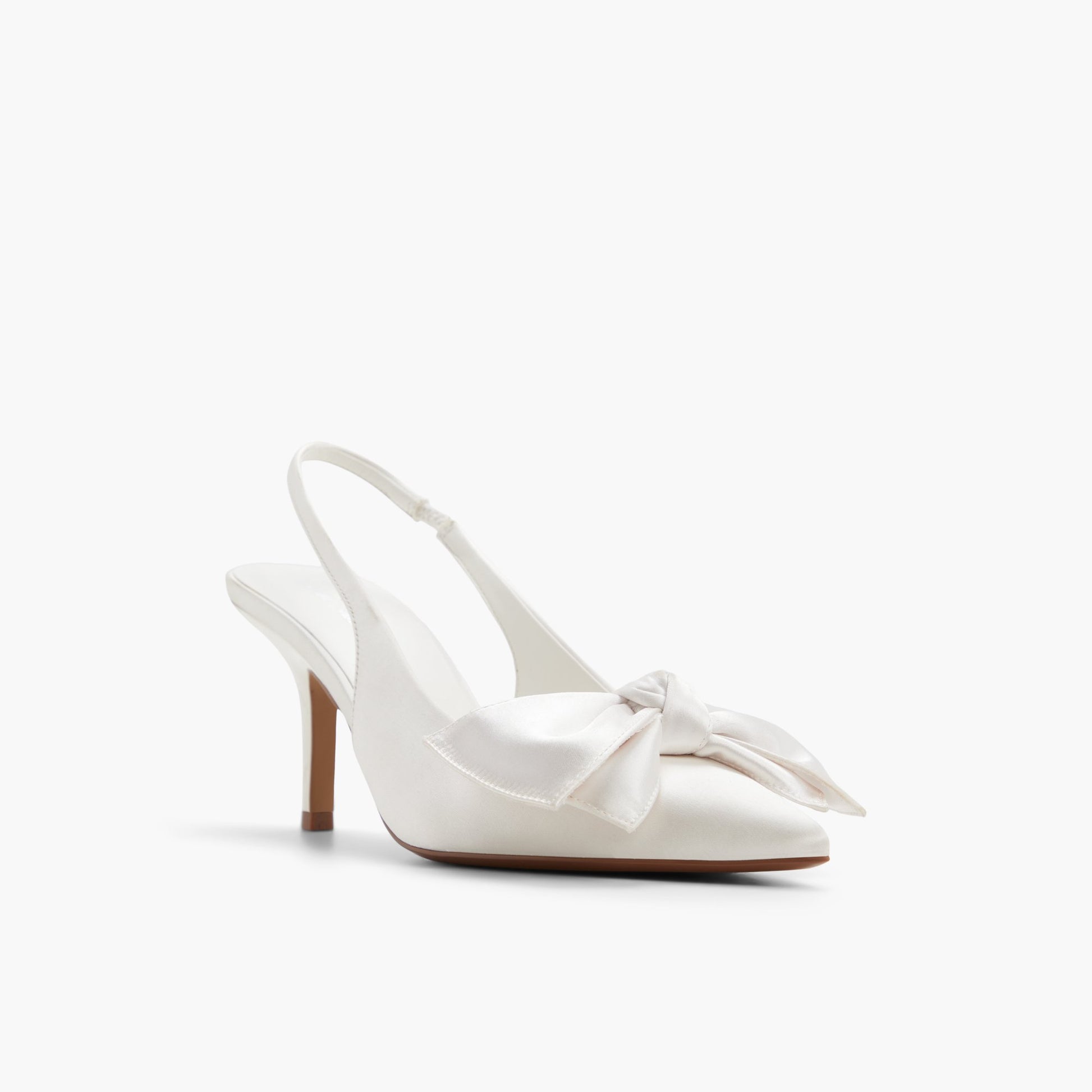 Test FR:Three-quarter angle of Ivoire Atheena Talons à bride arrière's front side