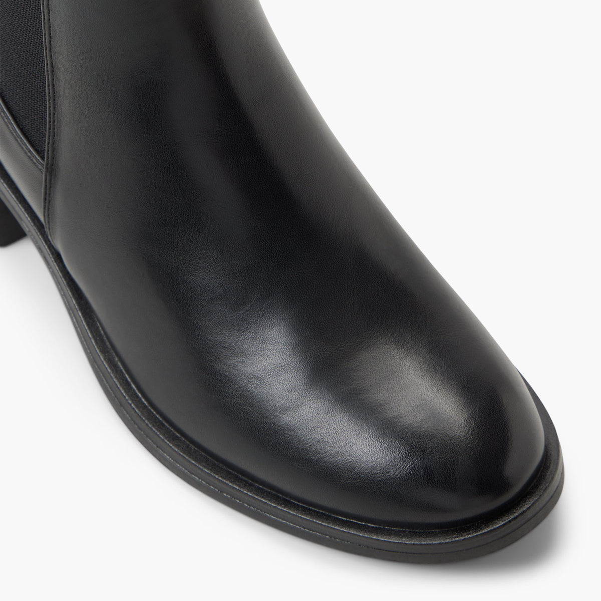 Close-up of the Black Mikaela Chelsea Boots