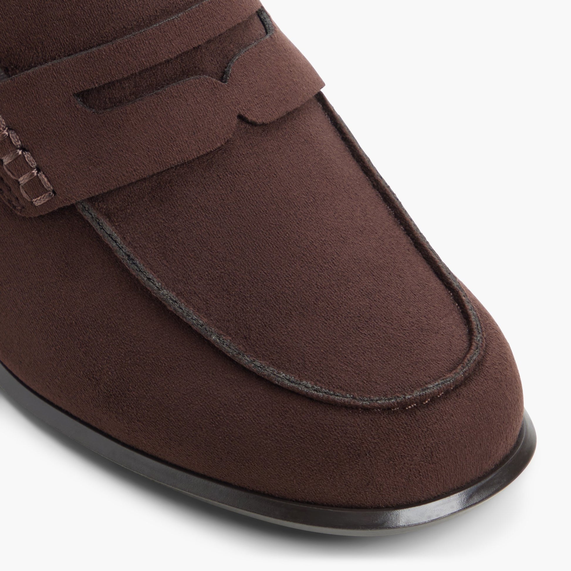 Close-up of the Dark brown Carriie