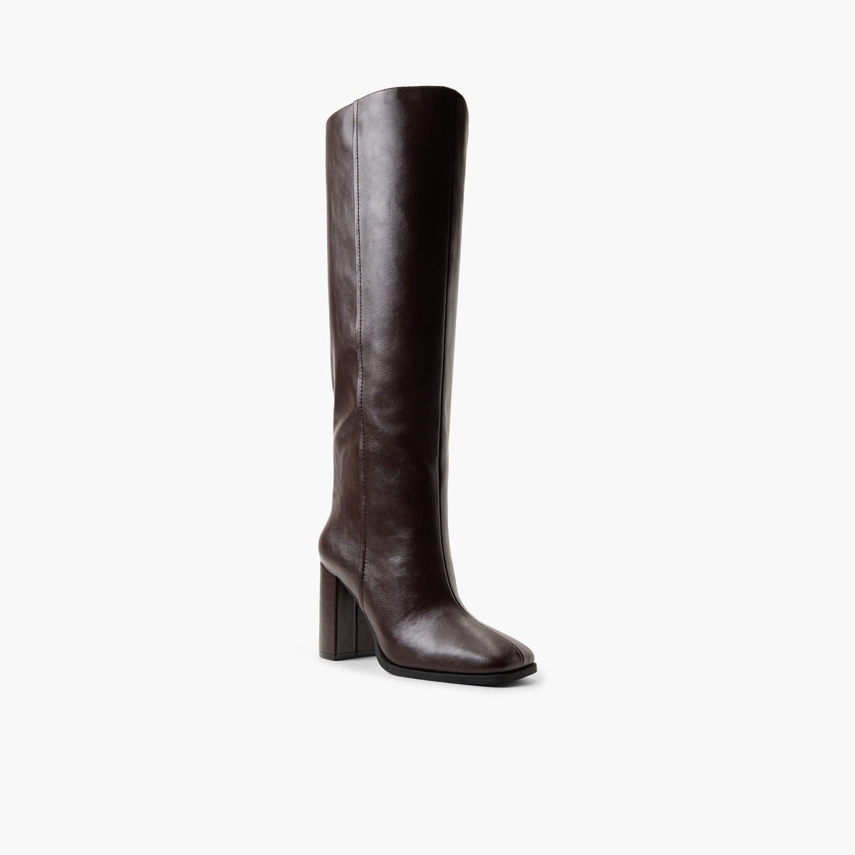Angle de trois quarts de la face avant de Brun foncé Calya Bottes hautes