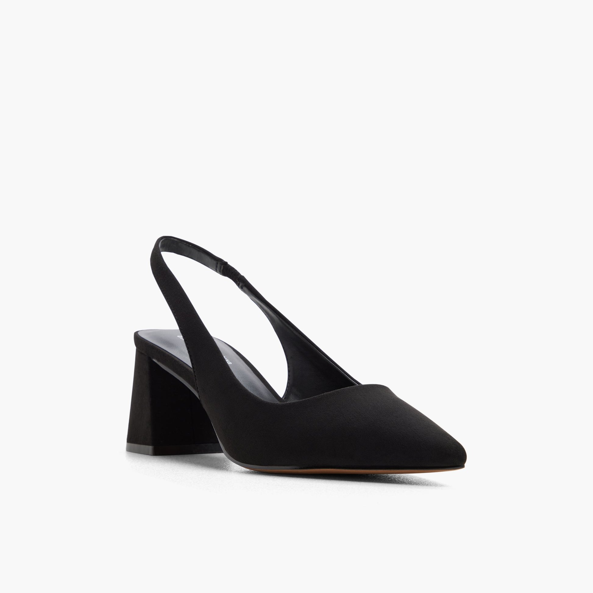 Three-quarter angle of Black Evelyynn 's front side