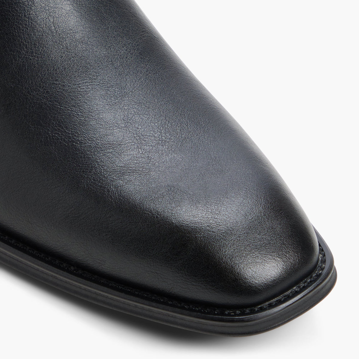 Gros plan de la Noir Rigby Boots