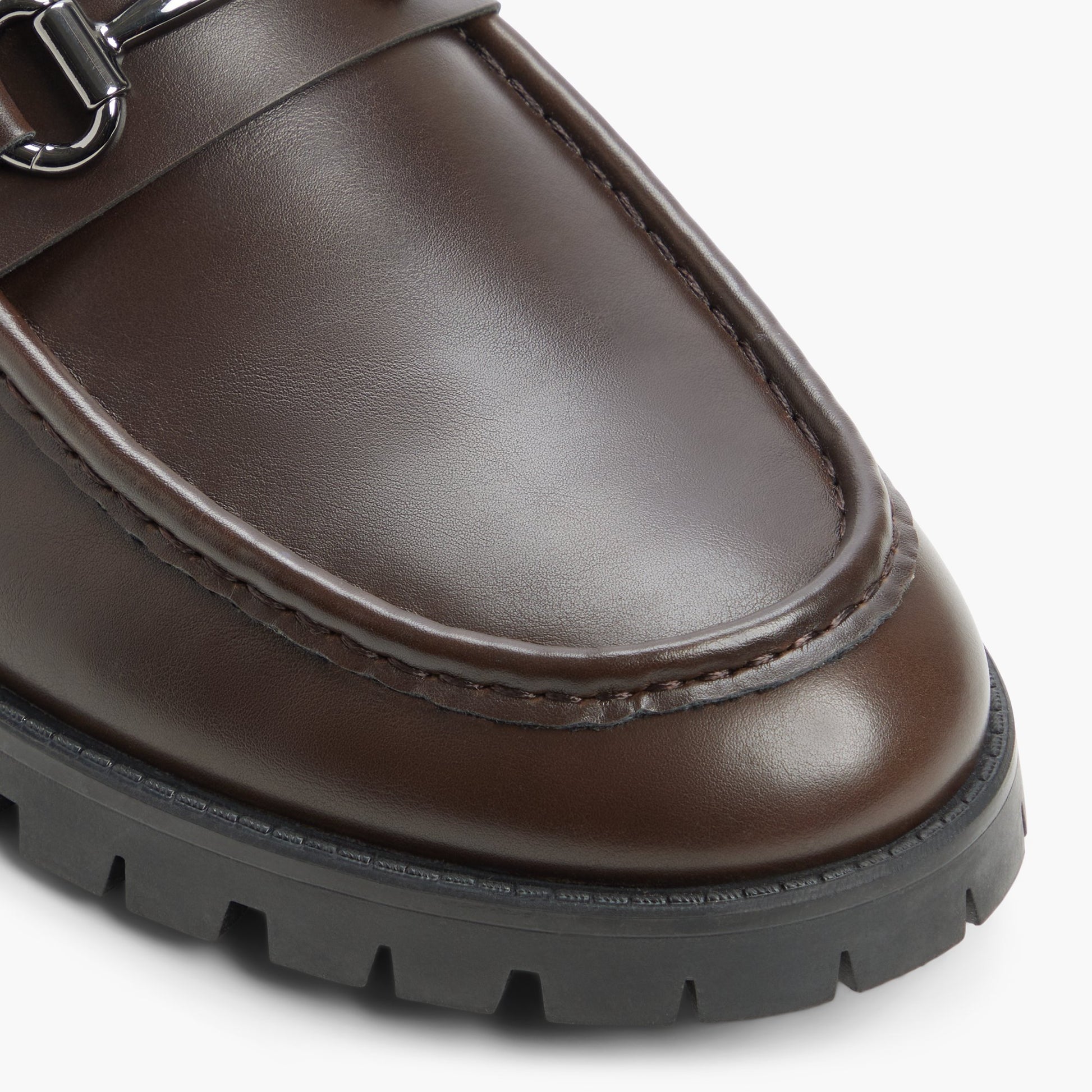 Close-up of the Dark brown Eldridge
