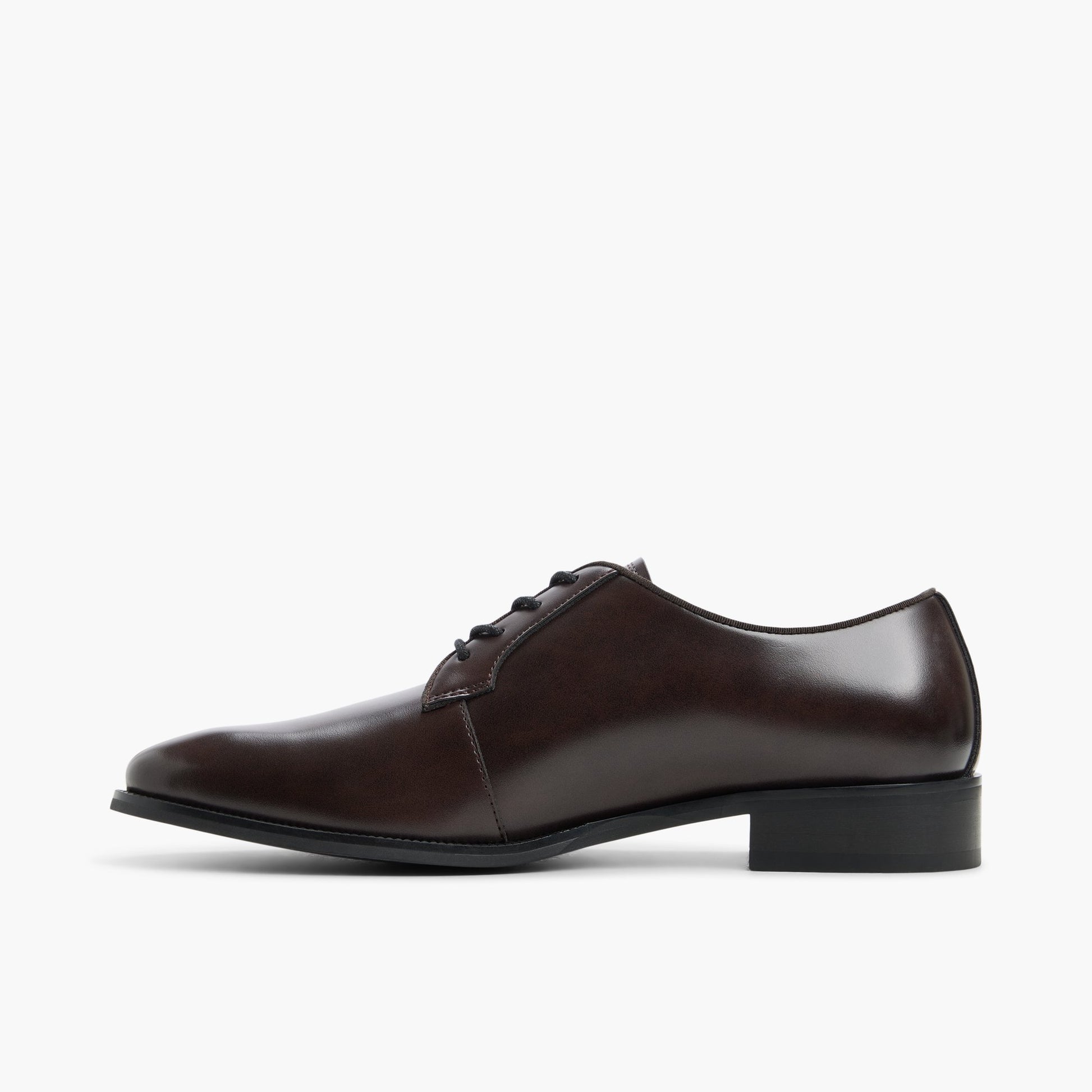 Side view of Dark brown Gilroy