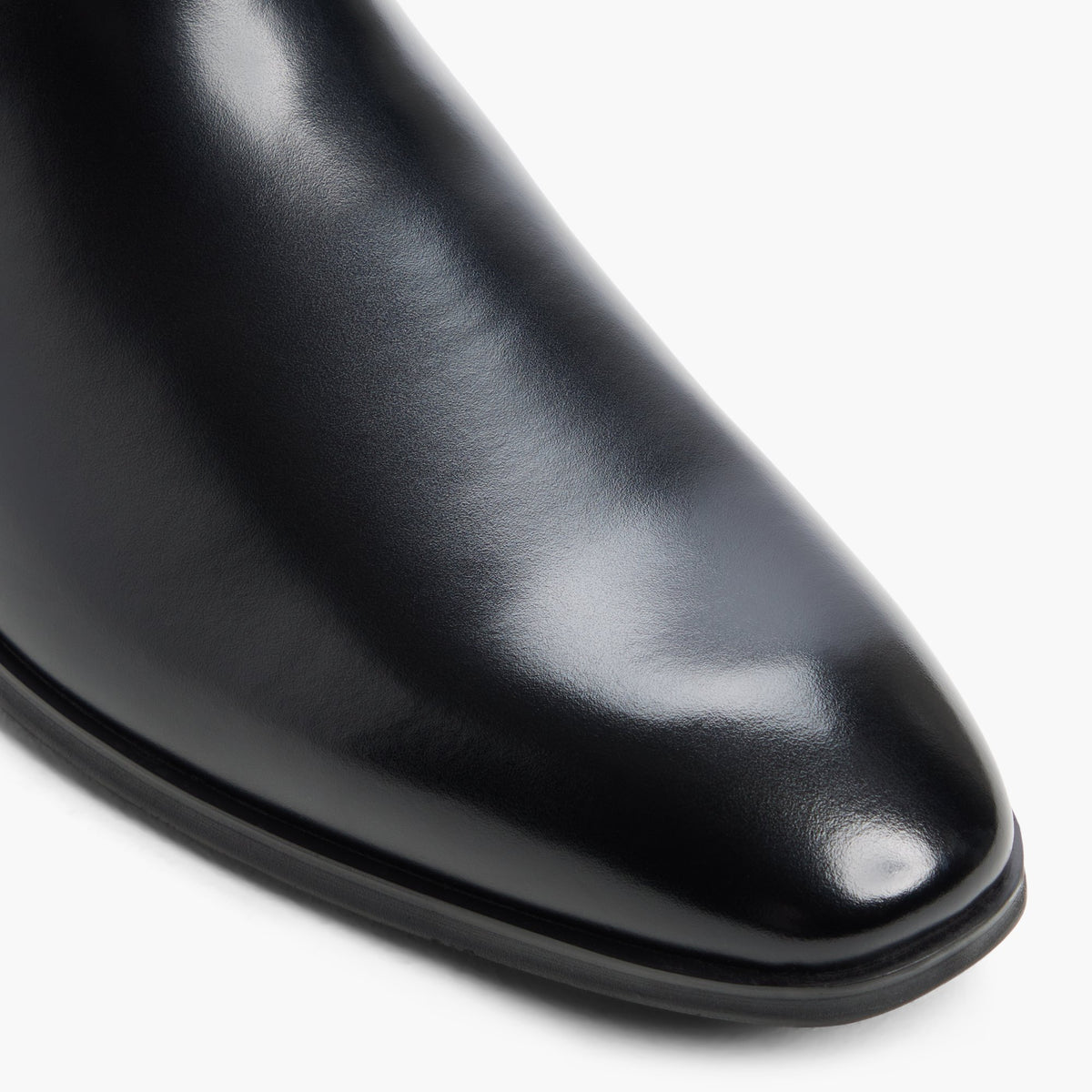 Close-up of the Black Slatewell Chelsea Boots