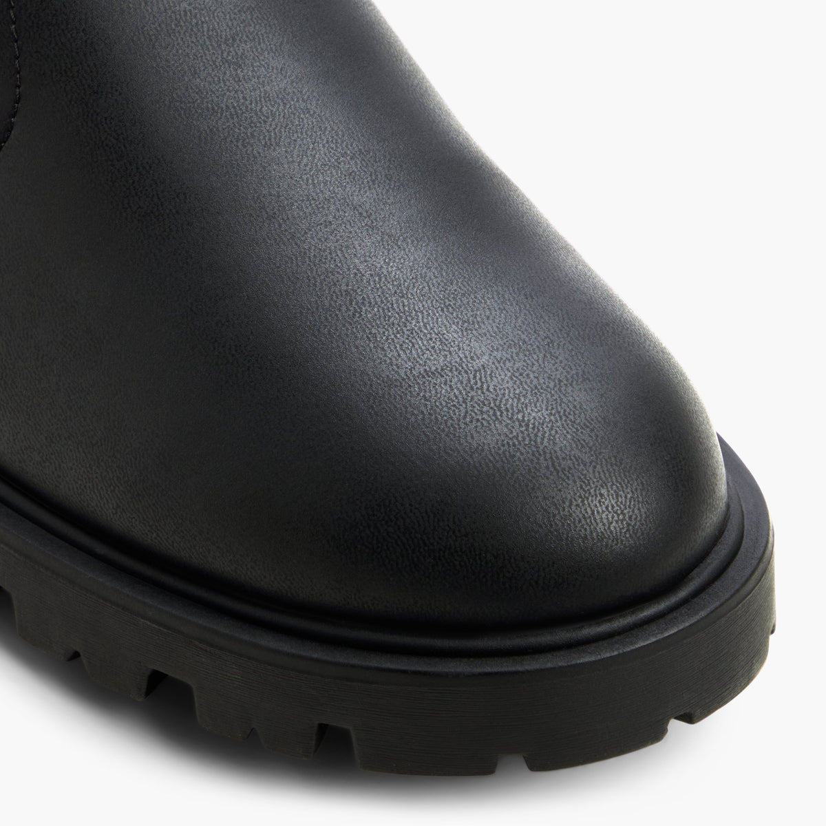 Close-up of the Open black Ashtonn