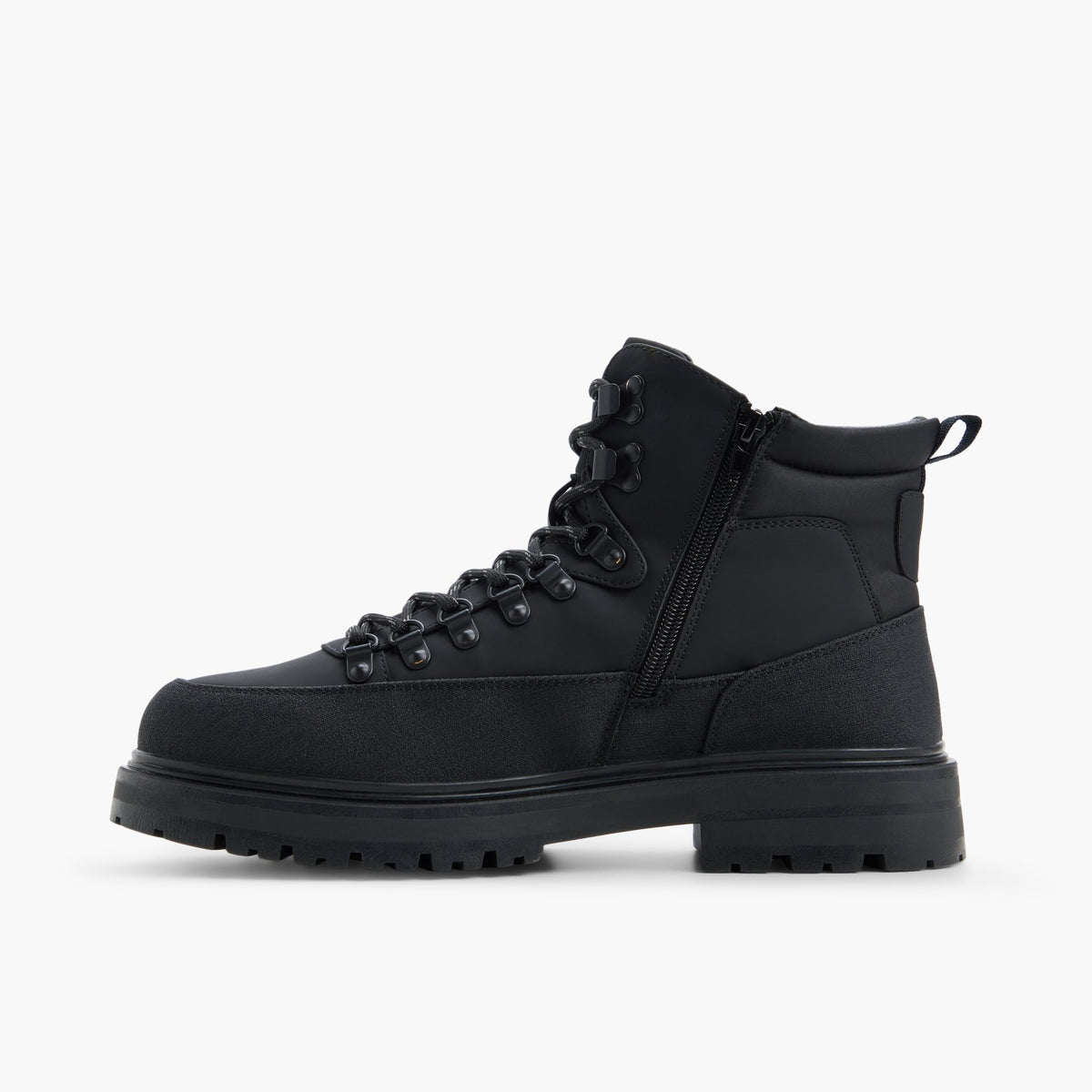 Vue latérale de Black Forged Bottes à lacets