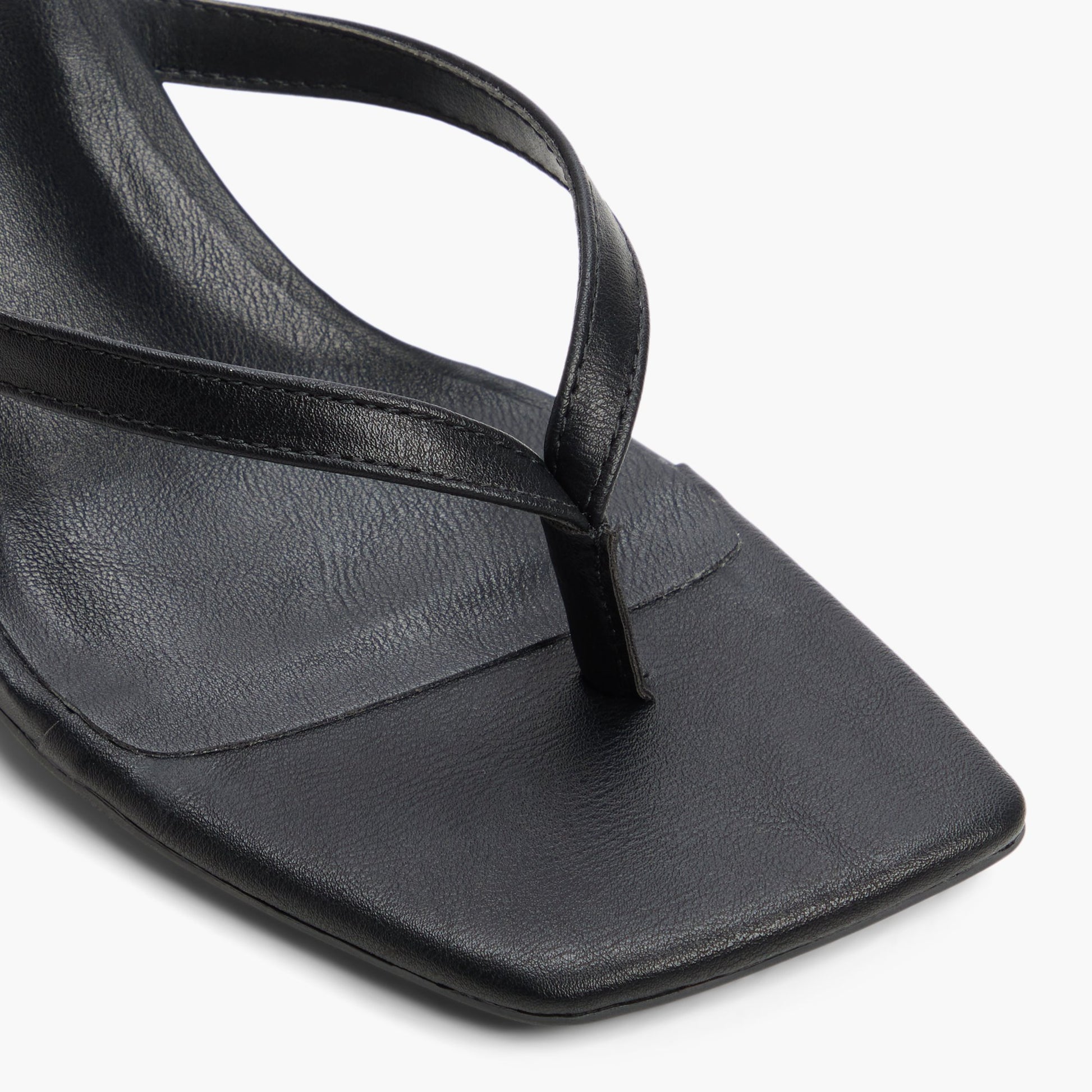 Close-up of the Black Luxa Heeled Thongs